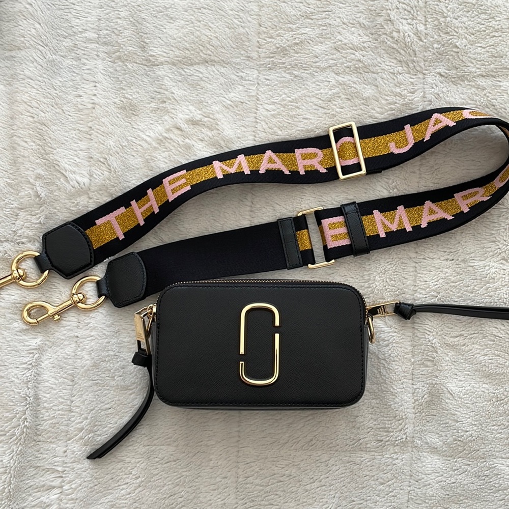 SOLD - Marc Jacobs Snapshot bag